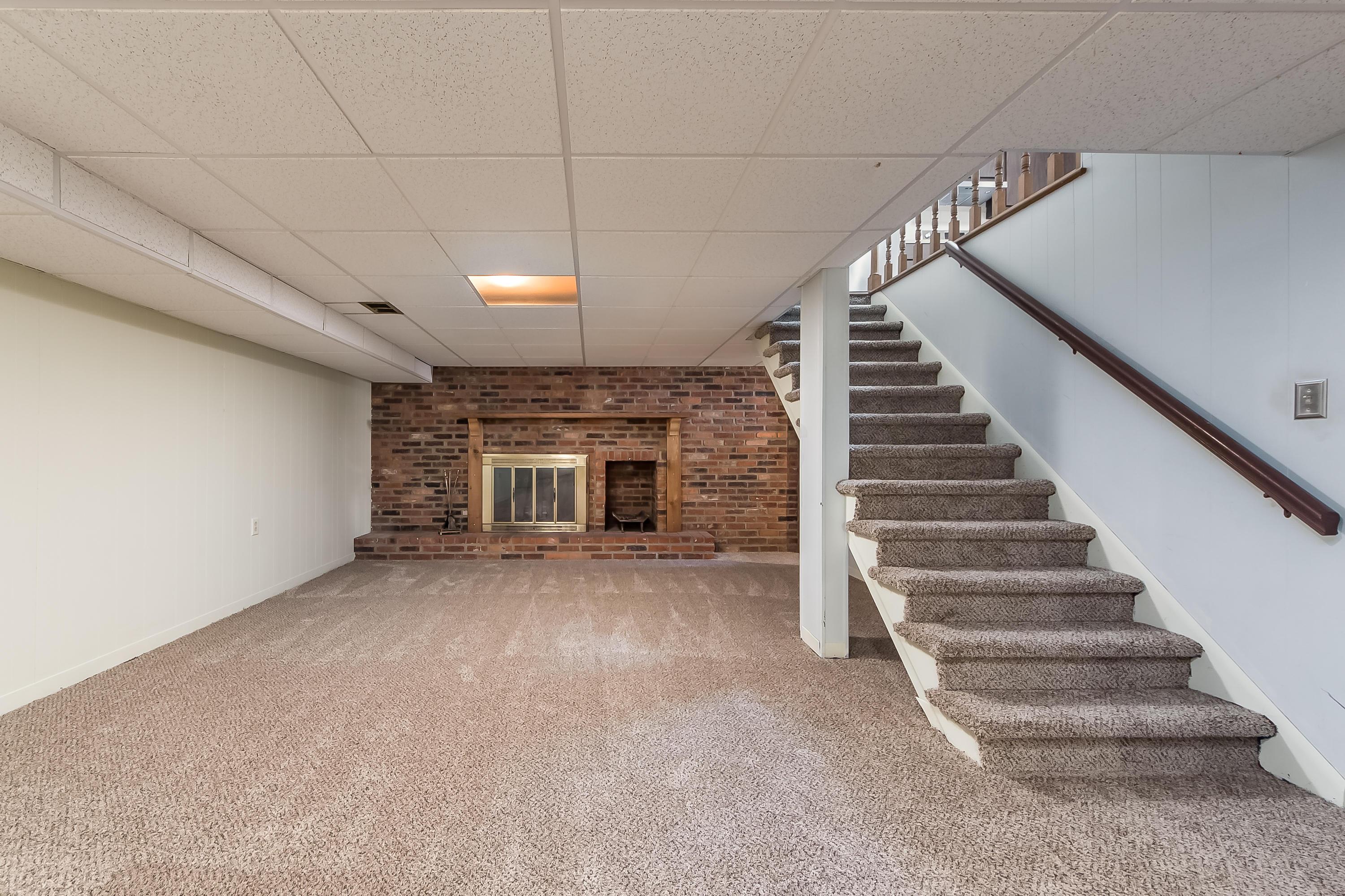 910 Hillery Road Columbus, OH 43229 - Photo 21 of 28 Gallery Image 21
