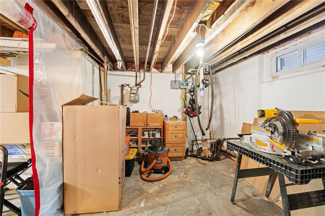 4 Harbourd Road Johnston, RI 02919 - Photo 27 of 39