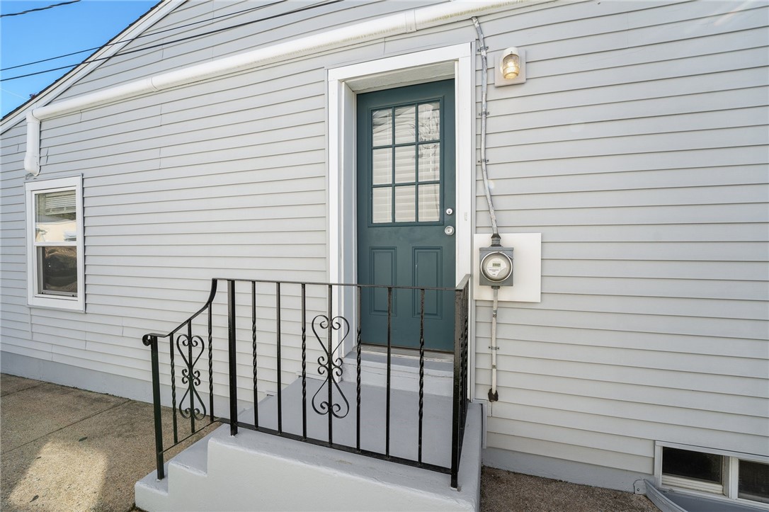 4 Harbourd Road Johnston, RI 02919 - Photo 32 of 39