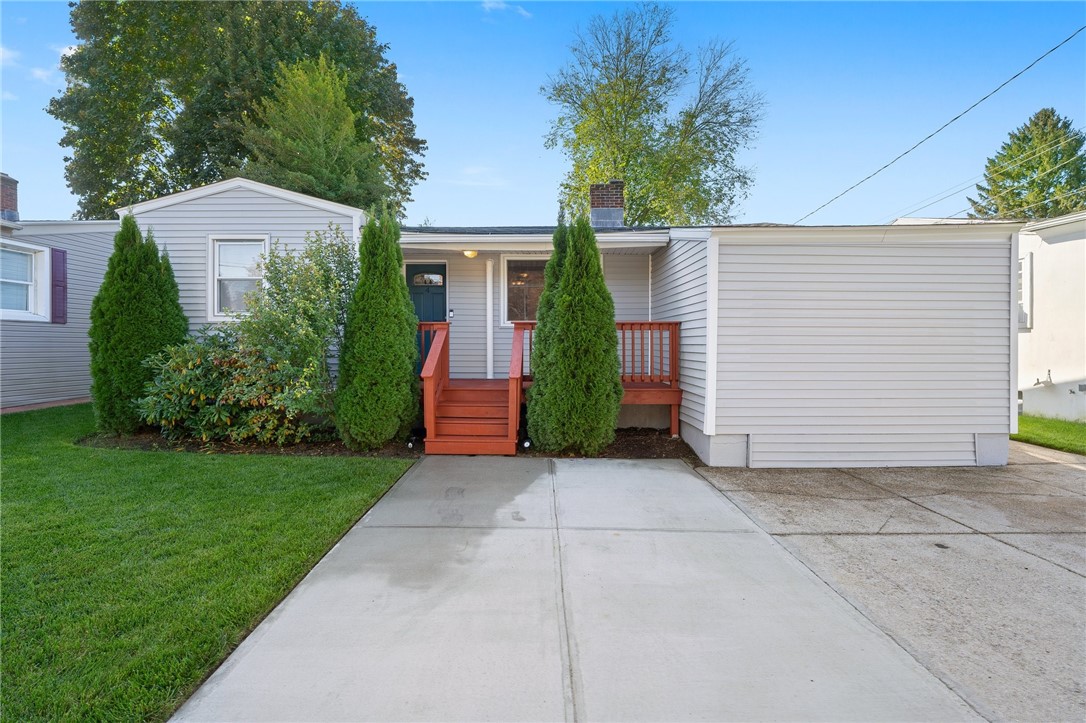 4 Harbourd Road Johnston, RI 02919 - Photo 7 of 39