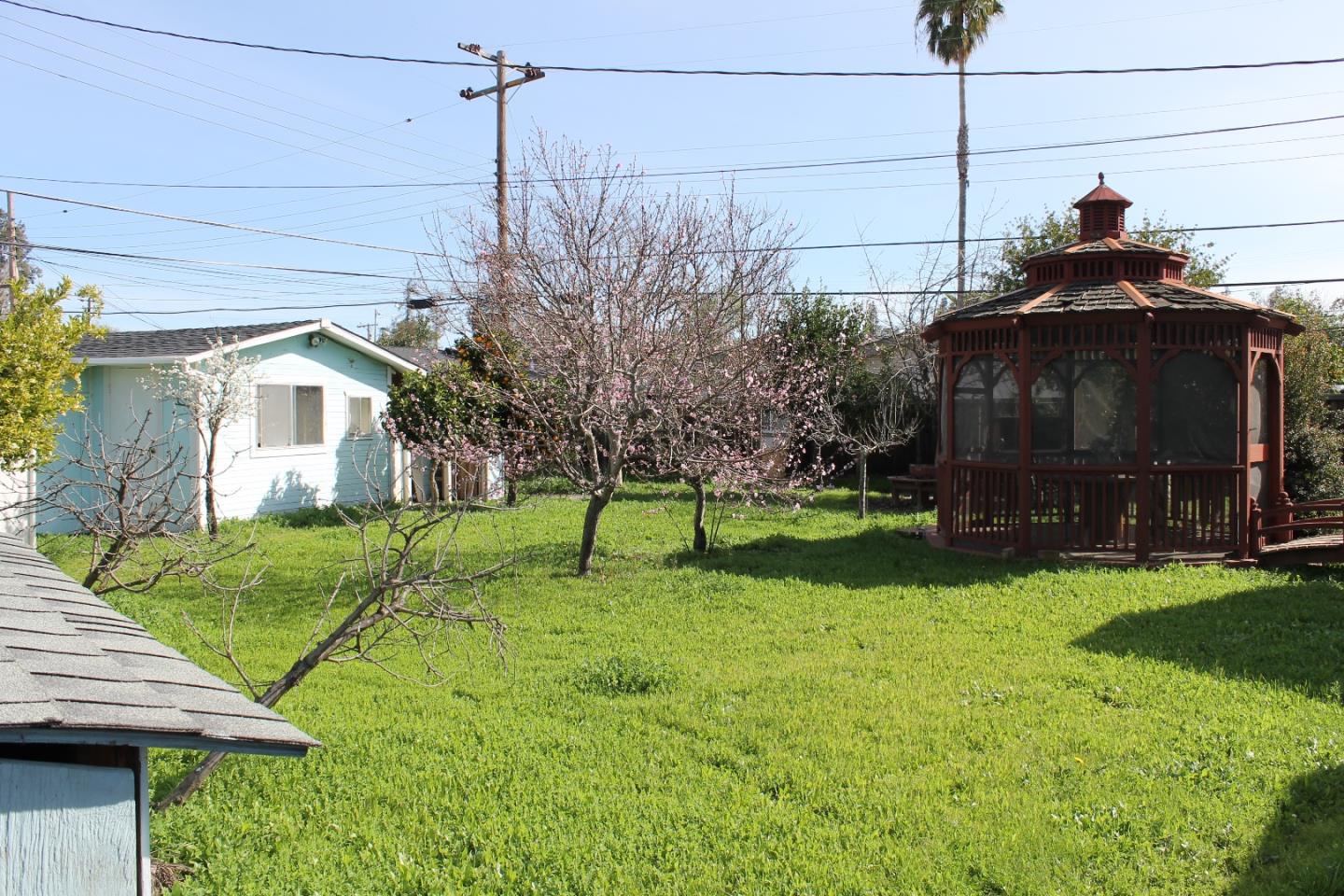 729 Ricky Court Campbell, CA 95008 - Photo 7 of 13 Gallery Image 7