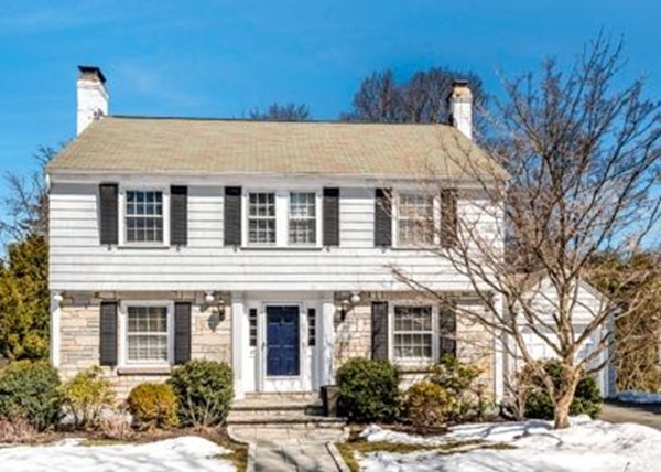 37 Pierrepont Road Winchester, MA 01890 - Photo 1 of 17