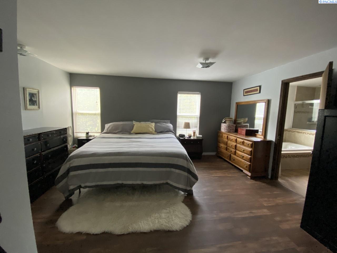 155703 West North River Road Prosser, WA 99350 - Photo 13 of 26 Gallery Image 13