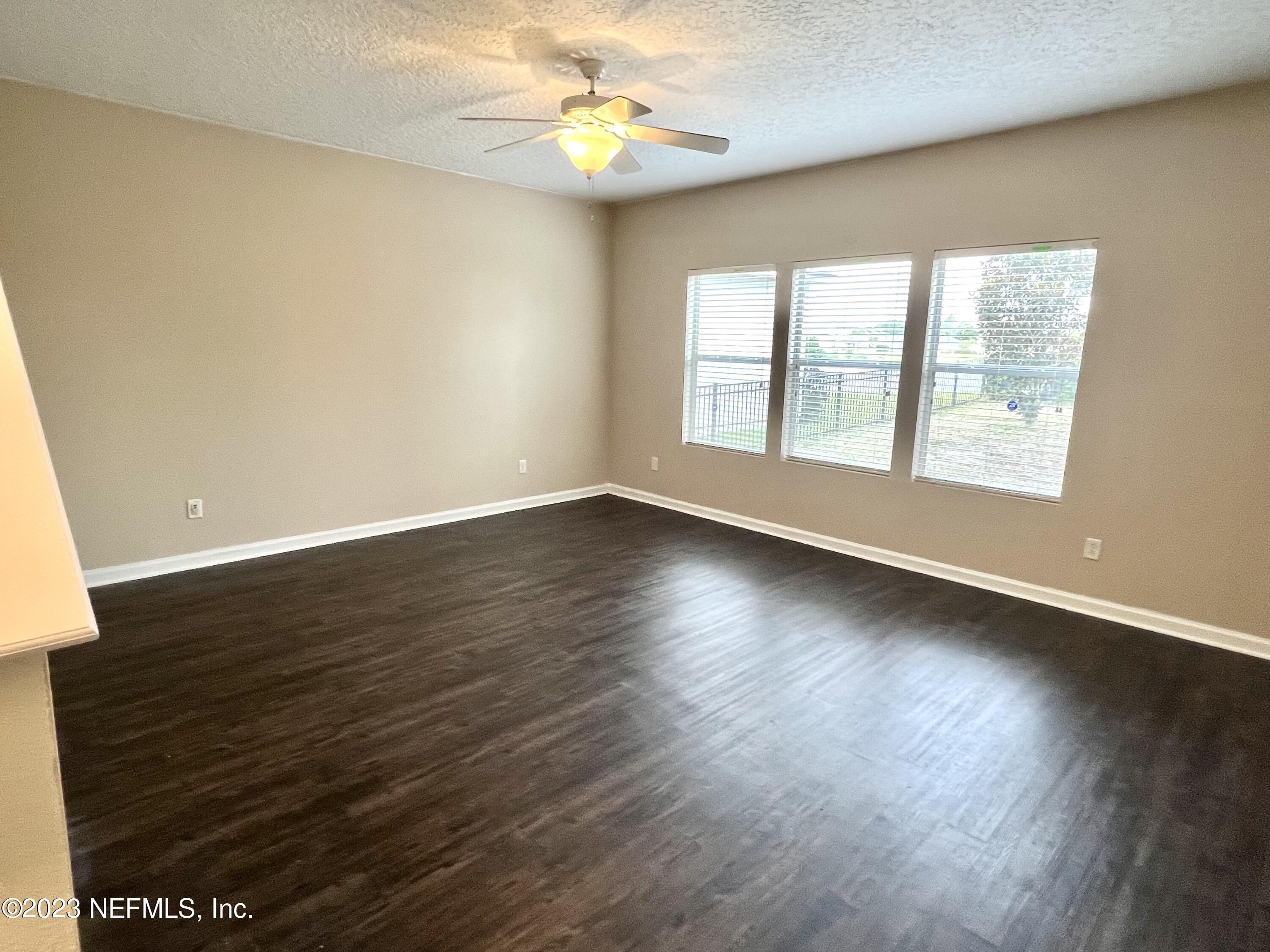 15691 Tisons Bluff Road Jacksonville, FL 32218 - Photo 8 of 34 IMG-6715