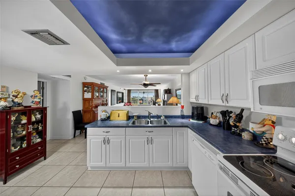 $264,999 | 2900 North Course Drive, Unit 607, Pompano Beach, FL 33069