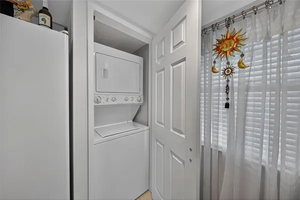 $264,999 | 2900 North Course Drive, Unit 607, Pompano Beach, FL 33069