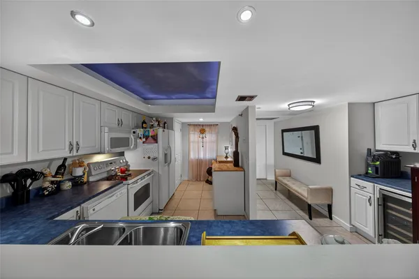 $264,999 | 2900 North Course Drive, Unit 607, Pompano Beach, FL 33069