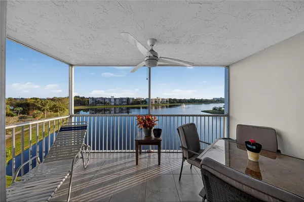 $264,999 | 2900 North Course Drive, Unit 607, Pompano Beach, FL 33069