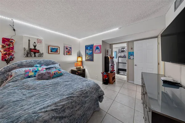 $264,999 | 2900 North Course Drive, Unit 607, Pompano Beach, FL 33069