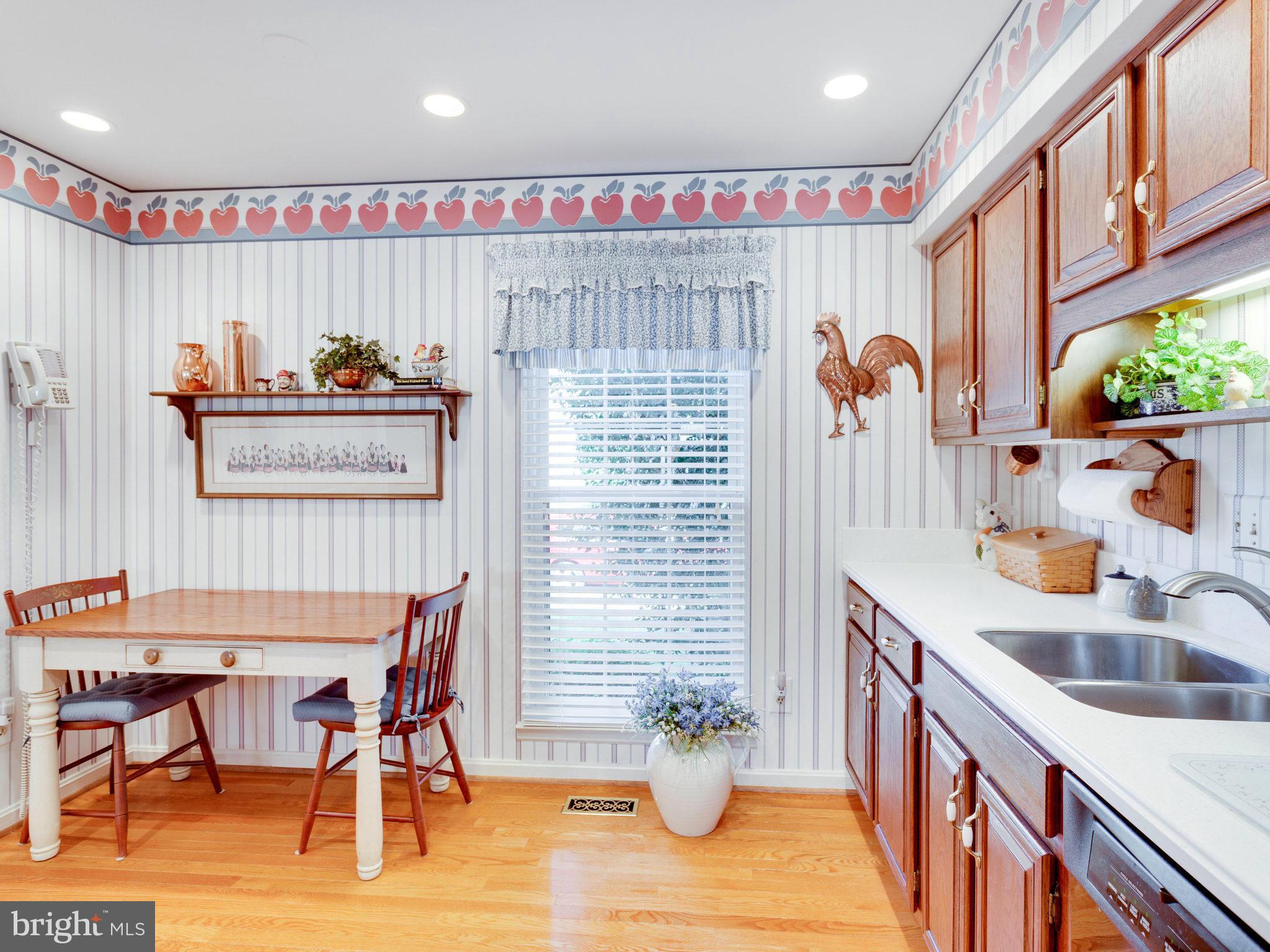 5929 Powell's Landing Road Burke, VA 22015 - Photo 13 of 30 Kitchen