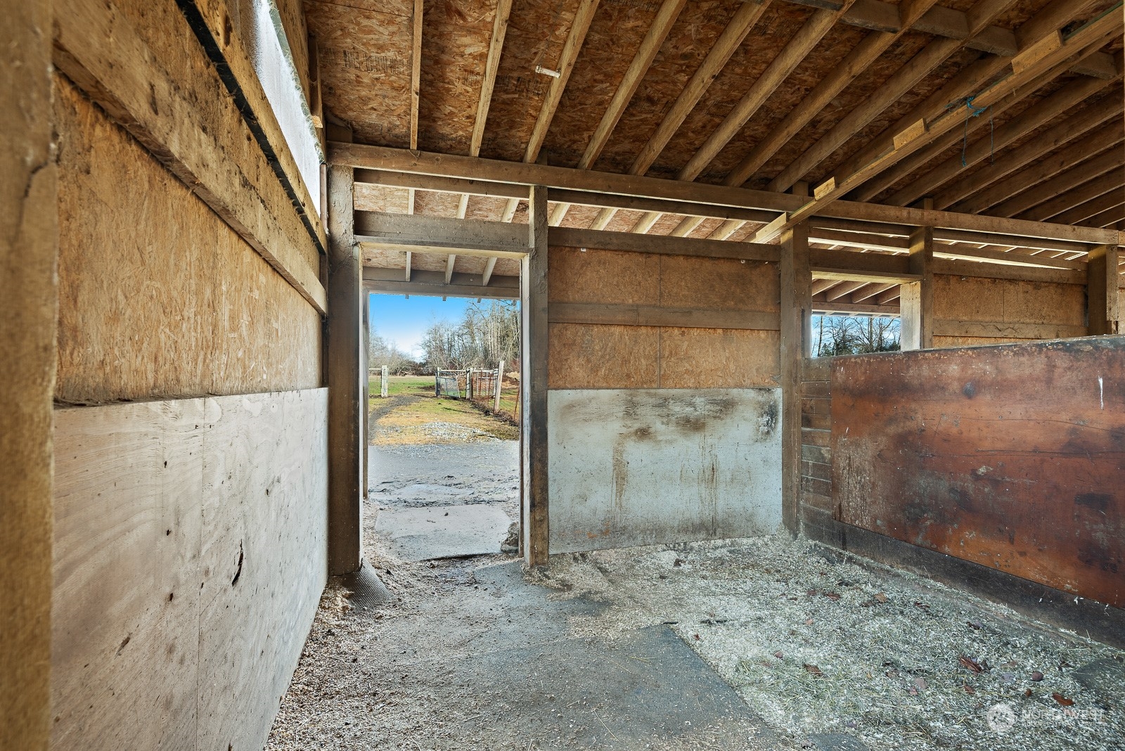2820 Douglas Road Ferndale, WA 98248 - Photo 34 of 40 a view of an empty room