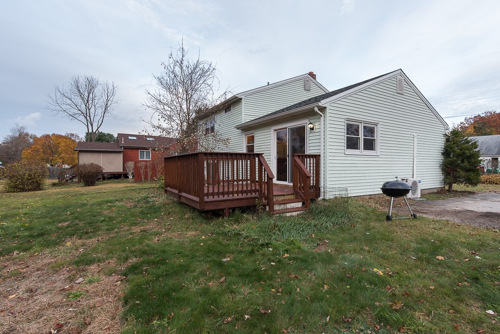6 Weathervane Way Westerly, RI 02808 - Photo 8 of 28 Gallery Image 8