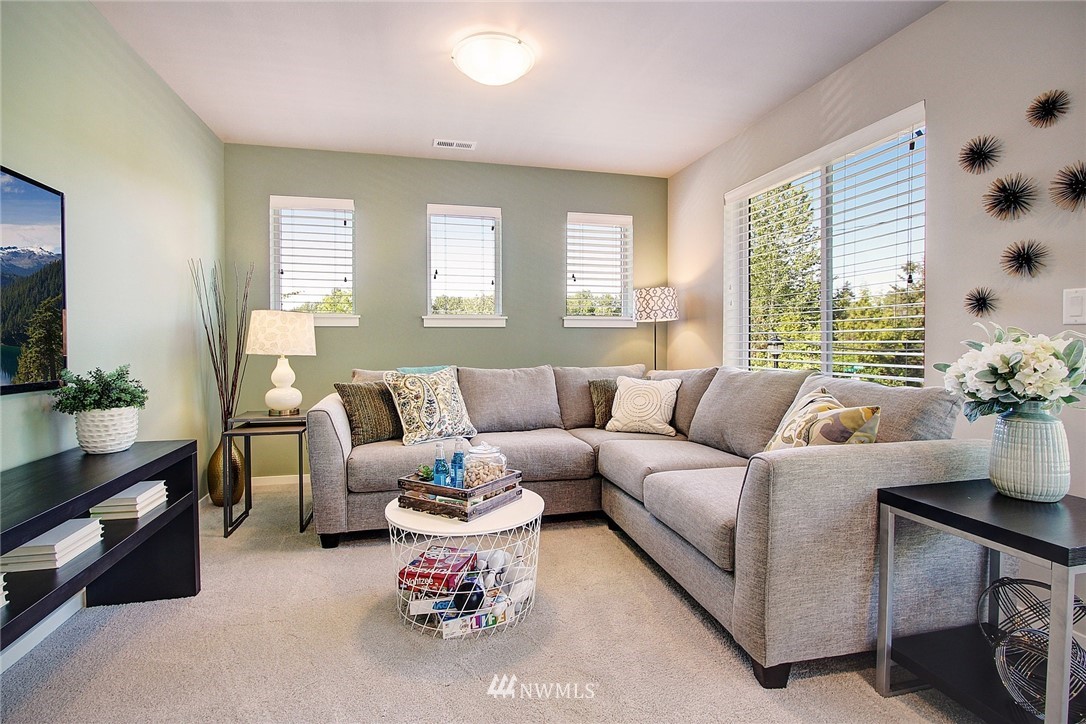 935 South 49th Street Renton, WA 98055 - Photo 11 of 22