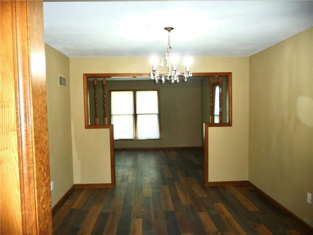 330 Northwest 200th Road Warrensburg, MO 64093 - Photo 8 of 36