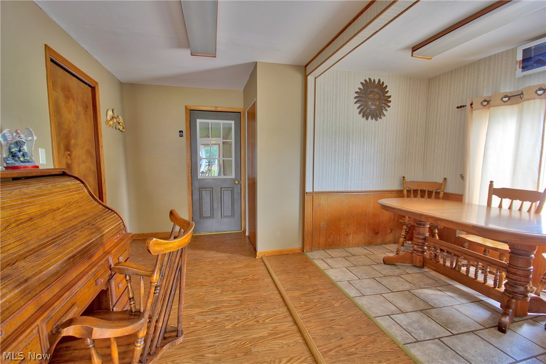 263 Arbor Road Northeast Minerva, OH 44657 - Photo 11 of 27 Gallery Image 11