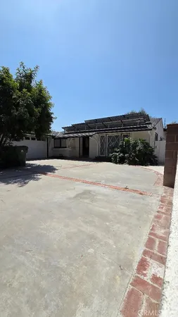 $4,600 | 17322 Keswick Street, Northridge, CA 91325