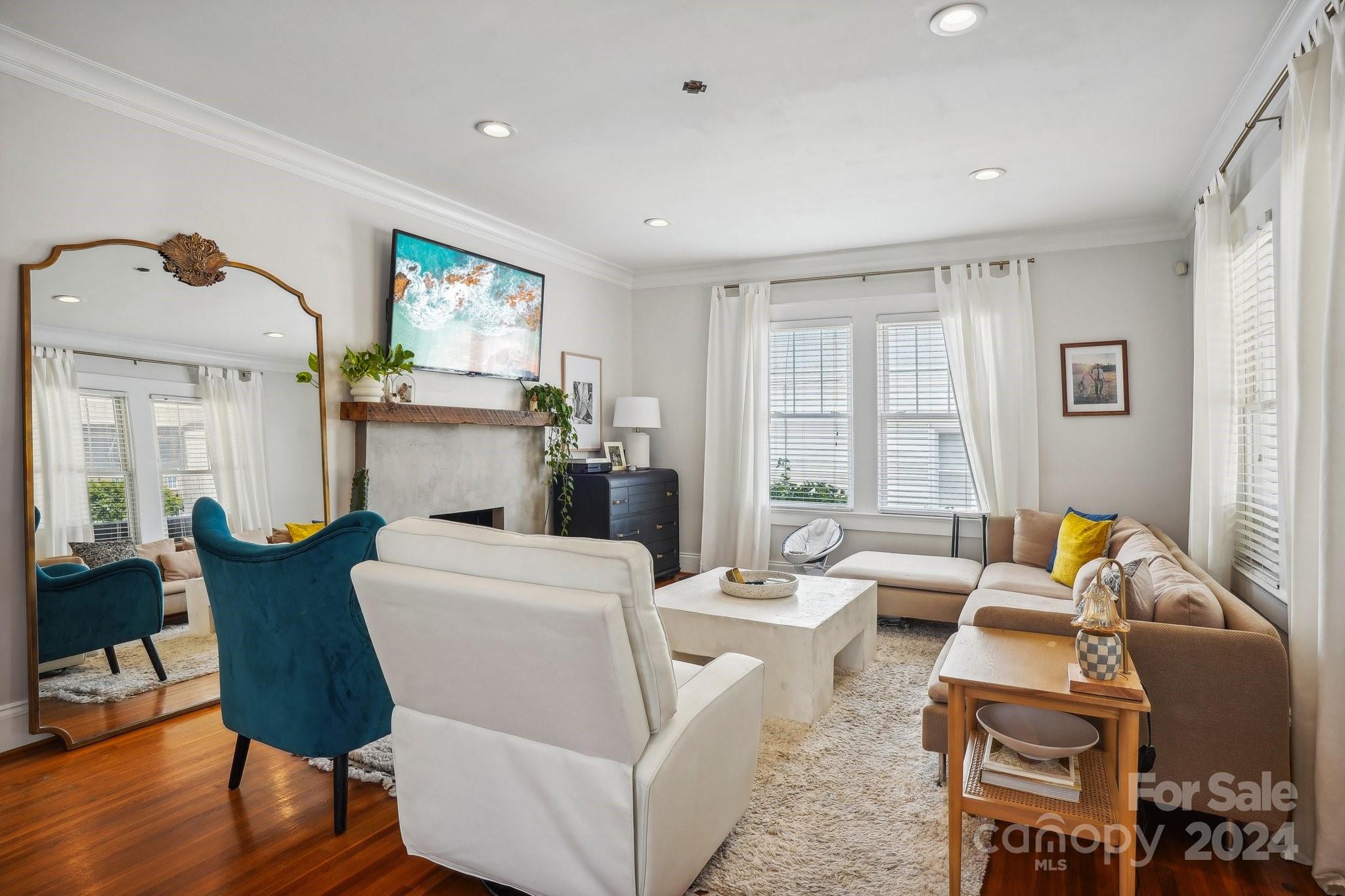 140 Spring Street Southwest Concord, NC 28025 - Photo 5 of 35 Gallery Image 5