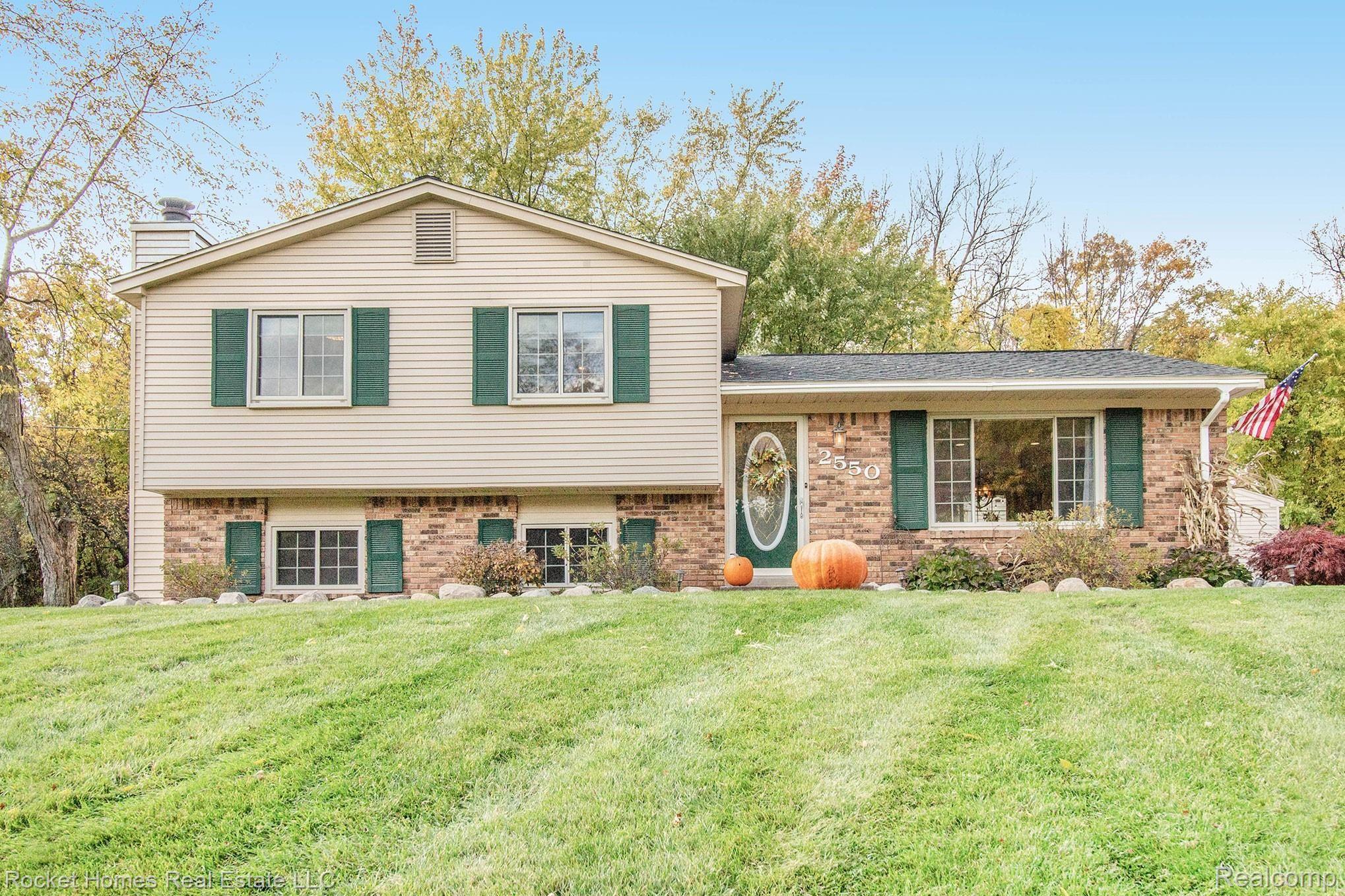 2550 Old Plank Road Milford, MI 48381 - Photo 1 of 36 IMG_5009-2.jpg