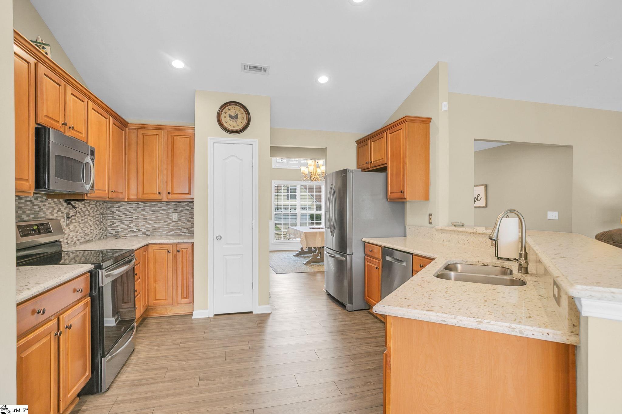 132 St Johns Street Simpsonville, SC 29680 - Photo 13 of 42