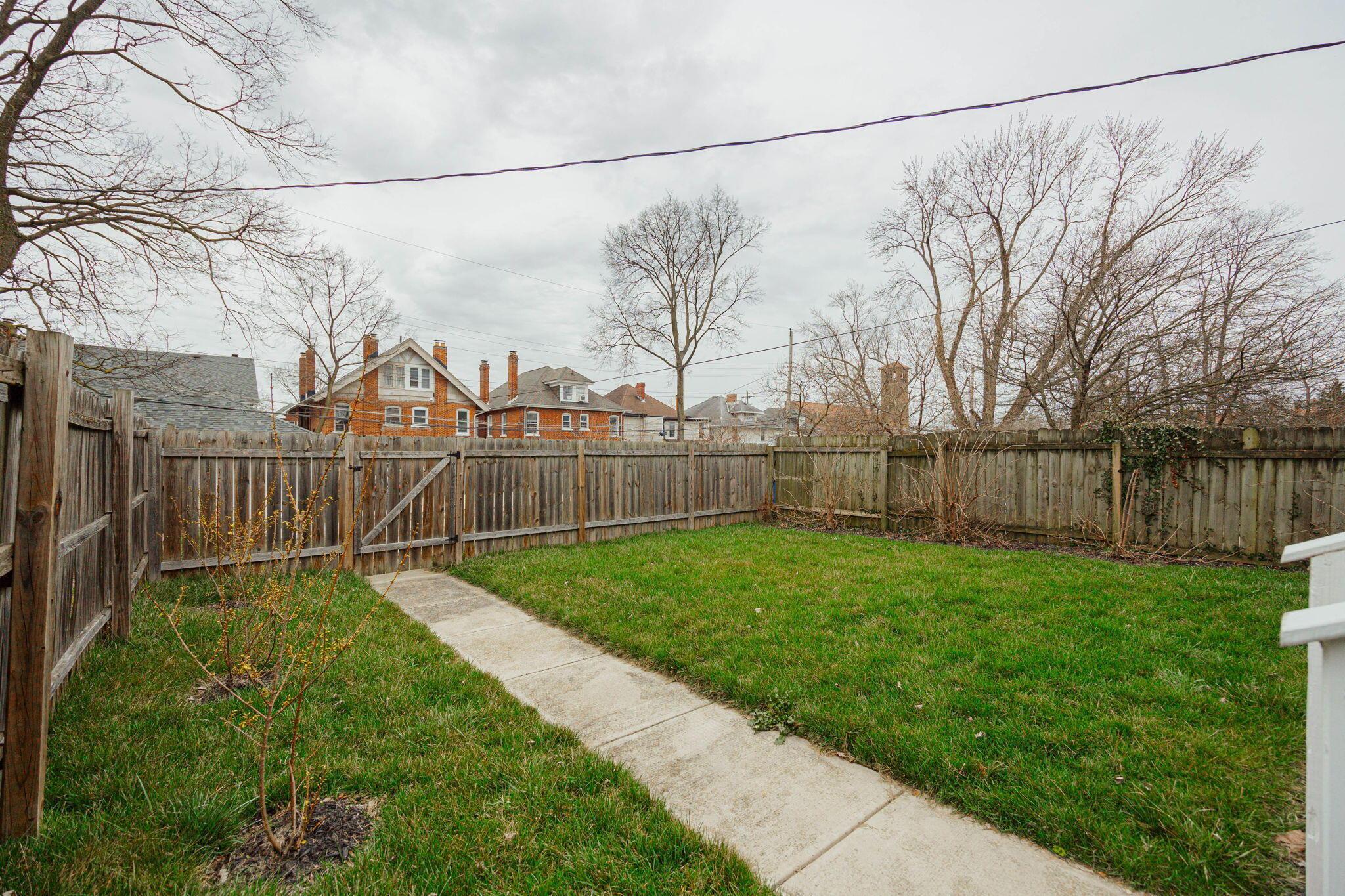 408 Berkeley Road Columbus, OH 43205 - Photo 48 of 53 49-web-or-mls-408 Berkeley Road 049