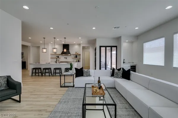 $1,224,808 | 311 South Lisbon Street, Henderson, NV 89015