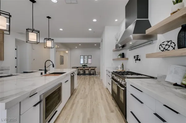 $1,224,808 | 311 South Lisbon Street, Henderson, NV 89015