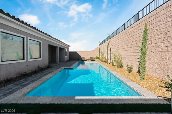 $1,224,808 | 311 South Lisbon Street, Henderson, NV 89015