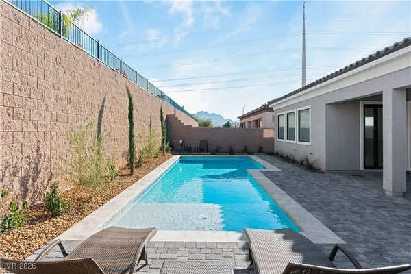 $1,224,808 | 311 South Lisbon Street, Henderson, NV 89015