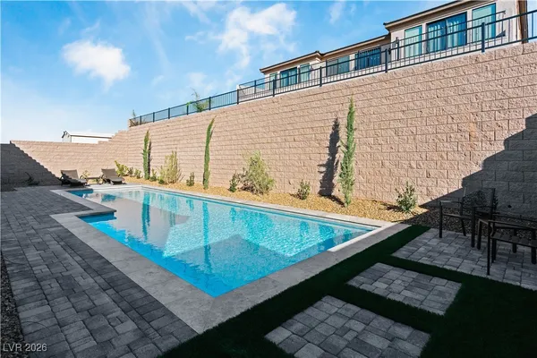 $1,224,808 | 311 South Lisbon Street, Henderson, NV 89015