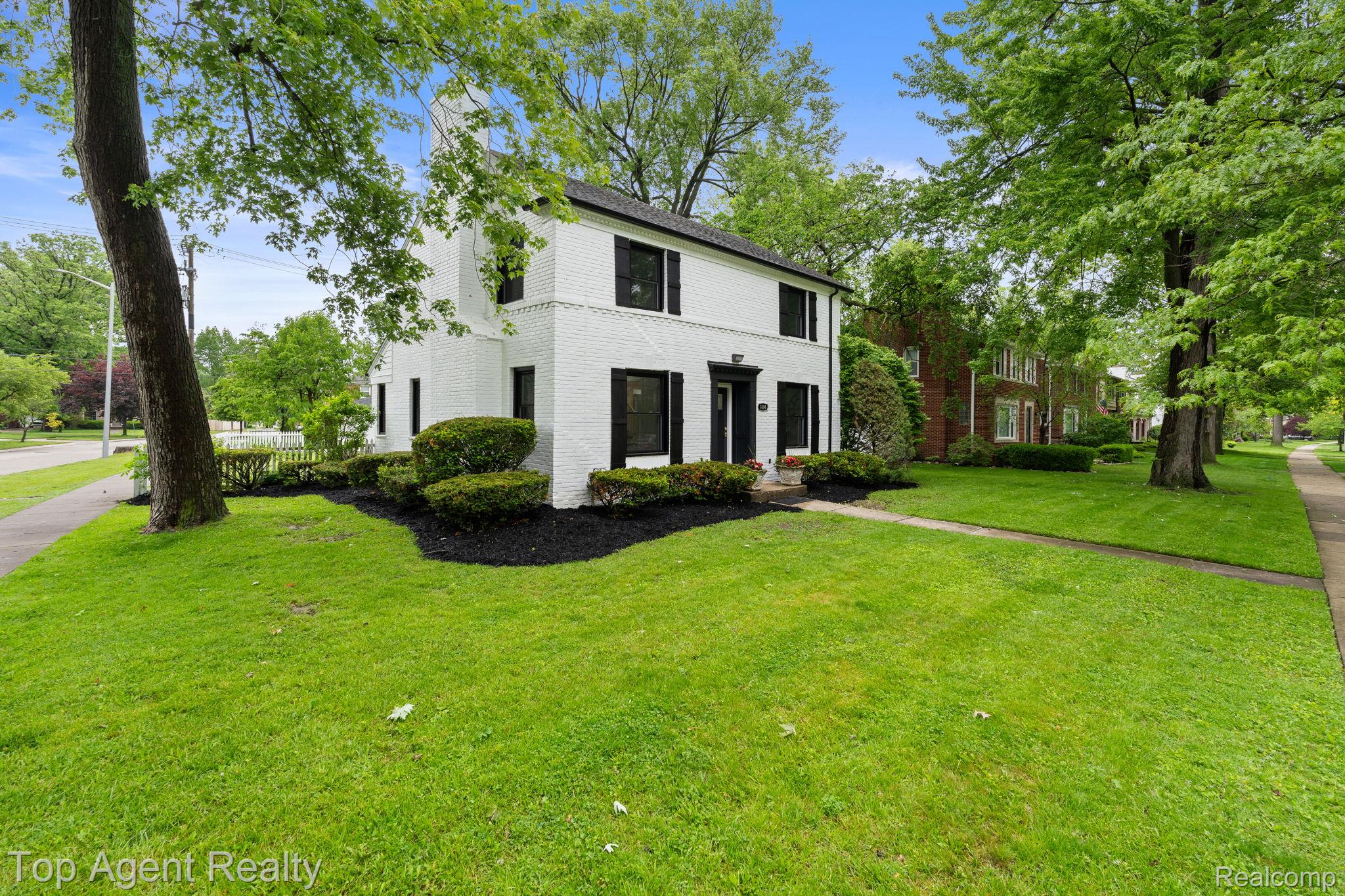 1894 Broadstone Road Grosse Pointe, MI 48236 - Photo 53 of 60 53-web-or-mls-1894 Broadstone Rd_002.jpg