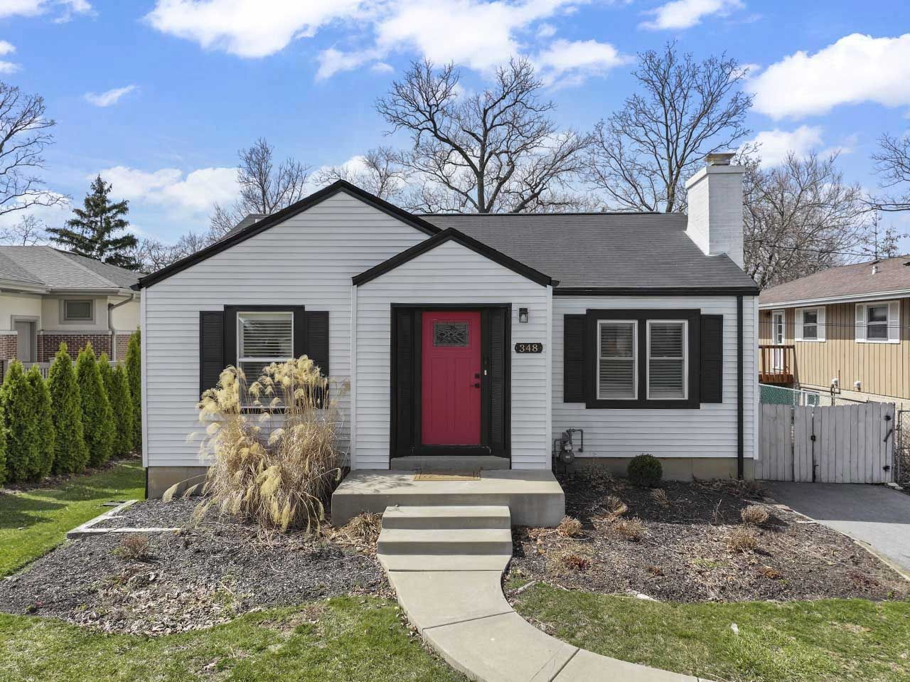 348 Shady Lane Elmhurst, IL 60126 - Photo 1 of 32