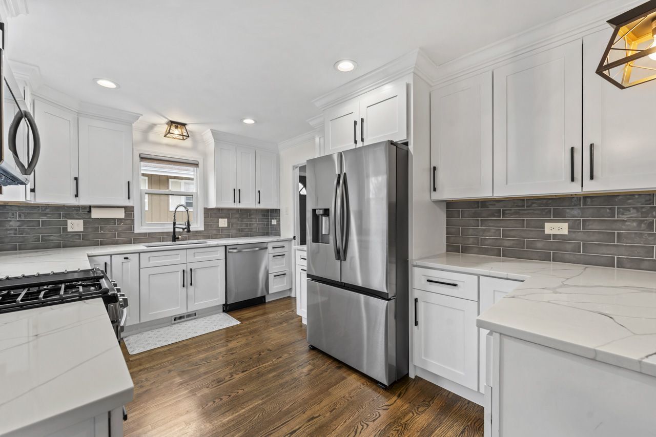 348 Shady Lane Elmhurst, IL 60126 - Photo 10 of 32