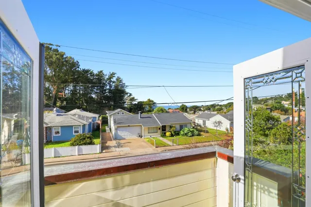 $1,249,000 | 5 Hibbert Court, Pacifica, CA 94044