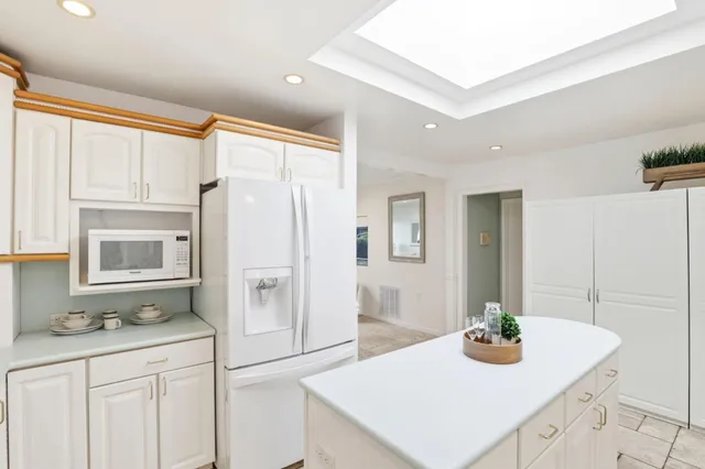 $1,249,000 | 5 Hibbert Court, Pacifica, CA 94044