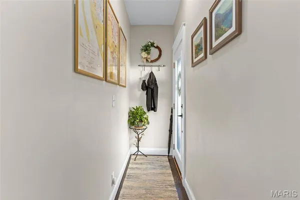 $299,000 | 5510 Botanical Avenue, St. Louis, MO 63110