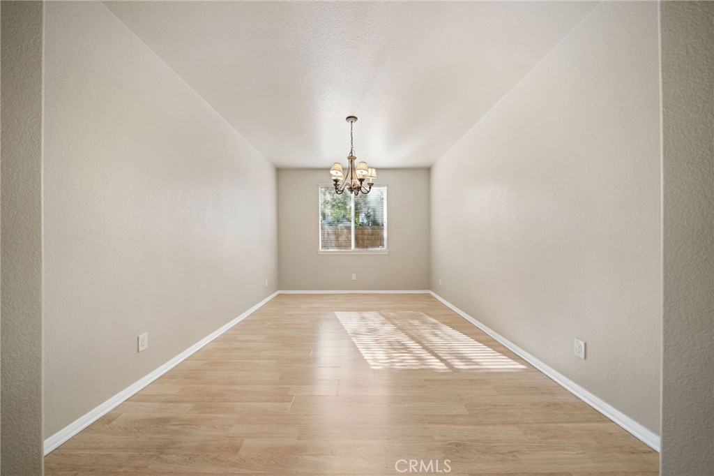 3175 Sand Pine Trail Hemet, CA 92545 - Photo 4 of 31