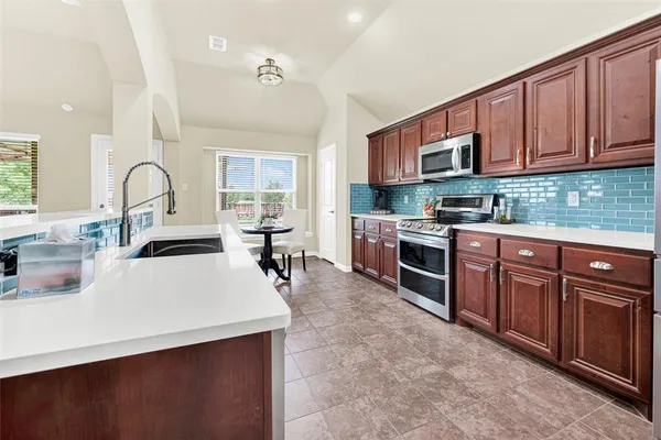 $300,000 | 618 Tumbleweed Drive, Forney, TX 75126