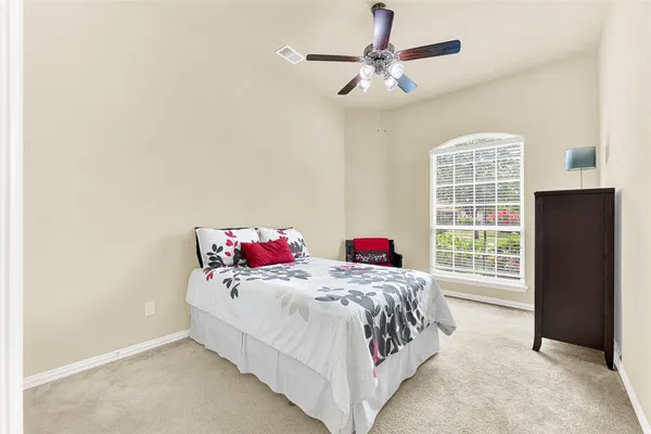 $300,000 | 618 Tumbleweed Drive, Forney, TX 75126