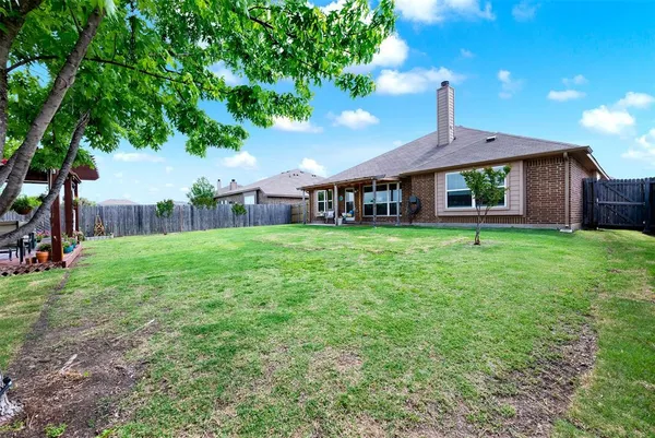 $300,000 | 618 Tumbleweed Drive, Forney, TX 75126