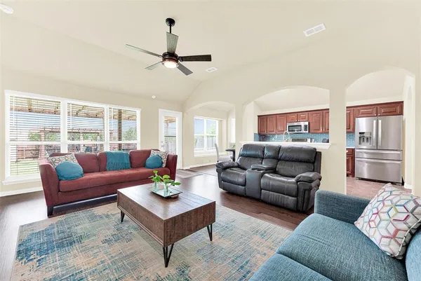 $300,000 | 618 Tumbleweed Drive, Forney, TX 75126