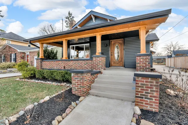 $262,000 | 9 East College Avenue, Brownsburg, IN 46112