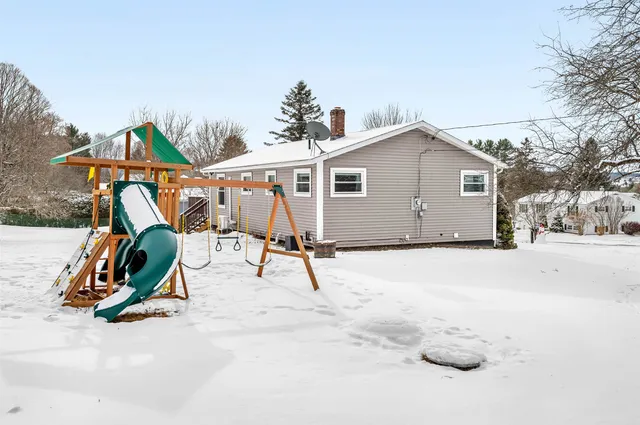 $325,000 | 14 Crescent Lane, Barre Town, VT 05641