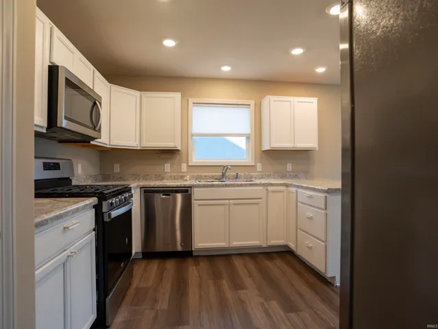 $349,990 | 4922 Hammock Drive, Fort Wayne, IN 46818