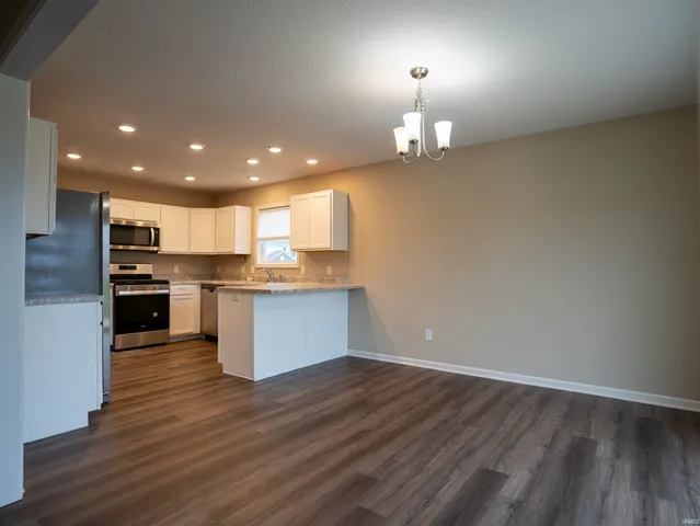 $349,990 | 4922 Hammock Drive, Fort Wayne, IN 46818