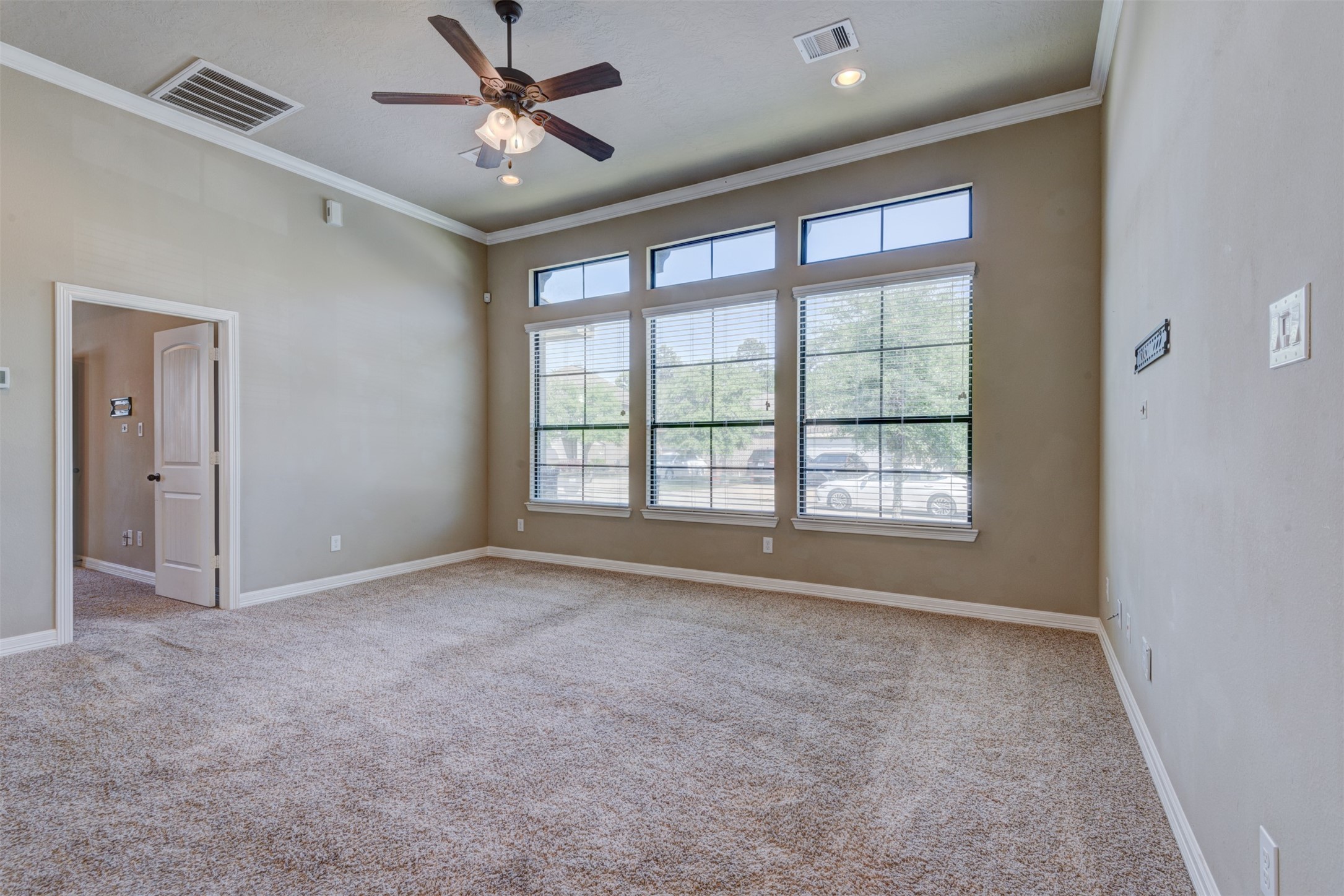 25151 Alina Lane Spring, TX 77386 - Photo 5 of 20