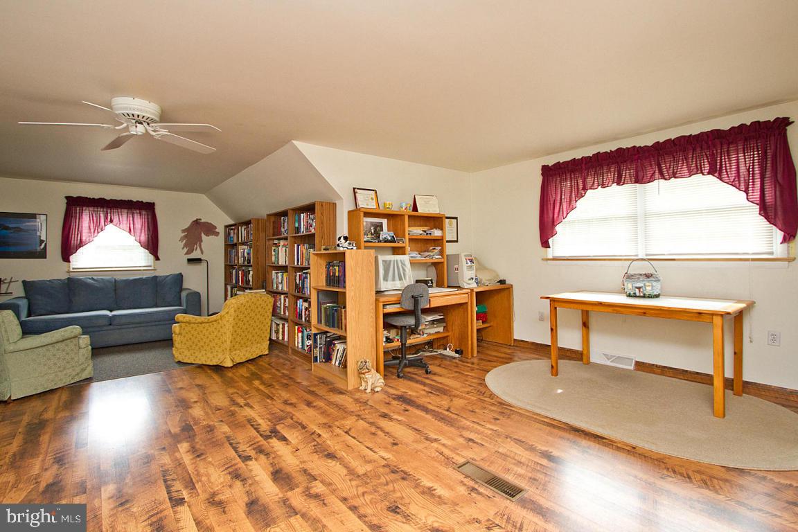 360 Sawmill Road Strasburg, PA 17579 - Photo 31 of 49 Gallery Image 31