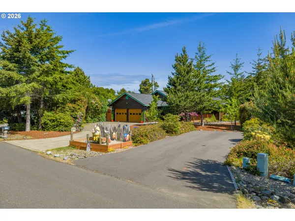 $695,000 | 87660 Saltaire Street, Florence, OR 97439