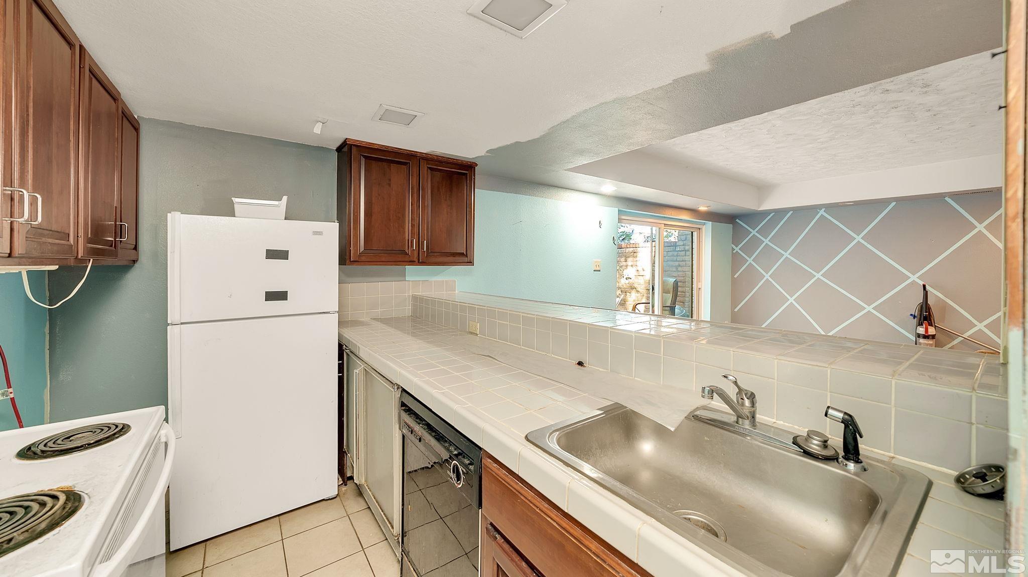 1950 Mayberry Drive Reno, NV 89509 - Photo 11 of 39 Photo 11