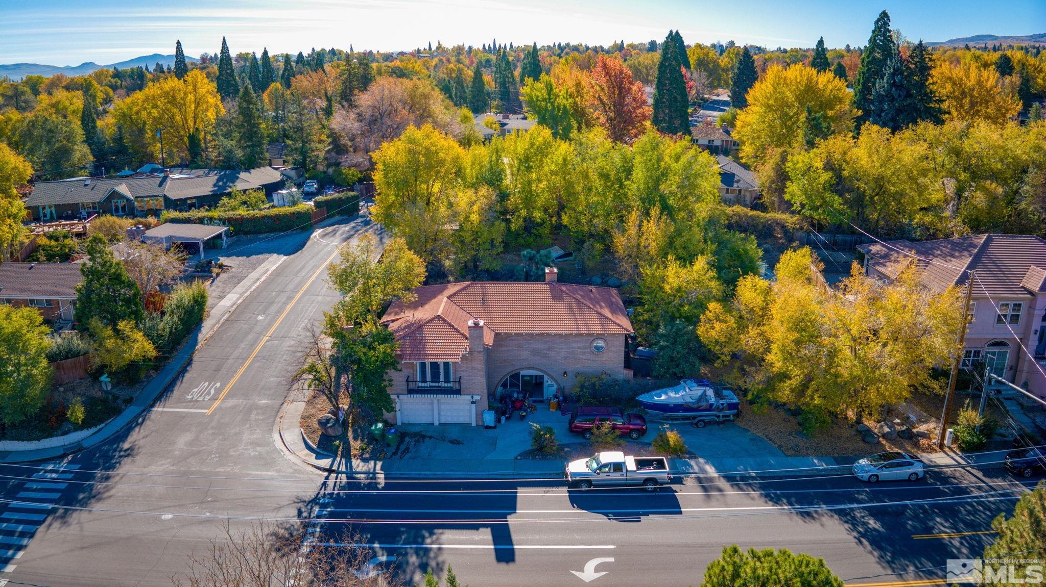 1950 Mayberry Drive Reno, NV 89509 - Photo 5 of 39 Photo 5