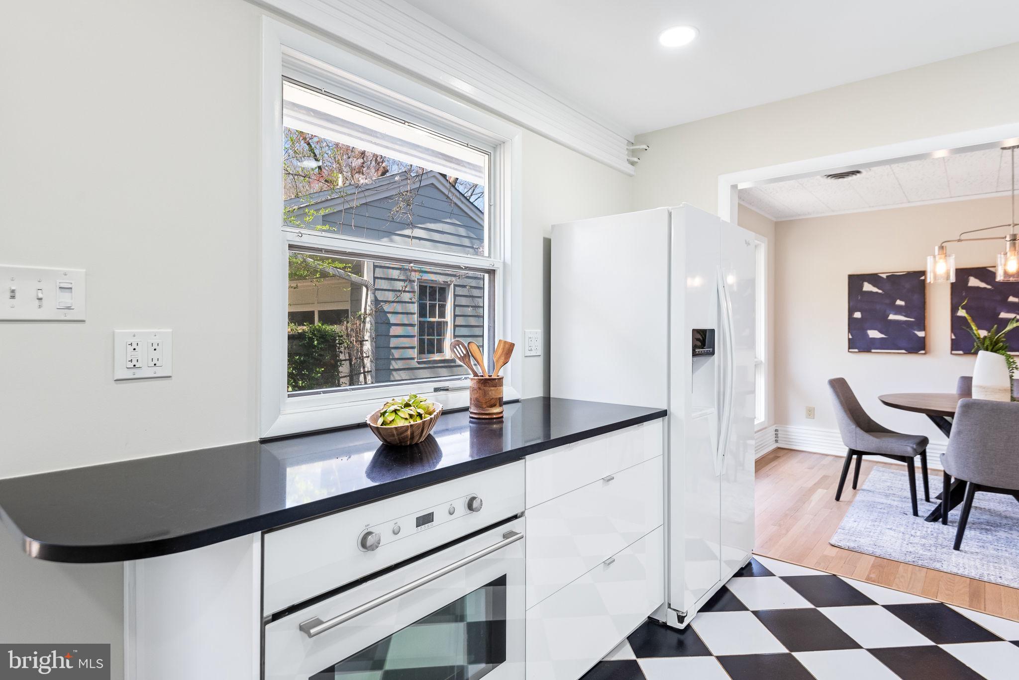 3701 Husted Drive Chevy Chase, MD 20815 - Photo 24 of 60